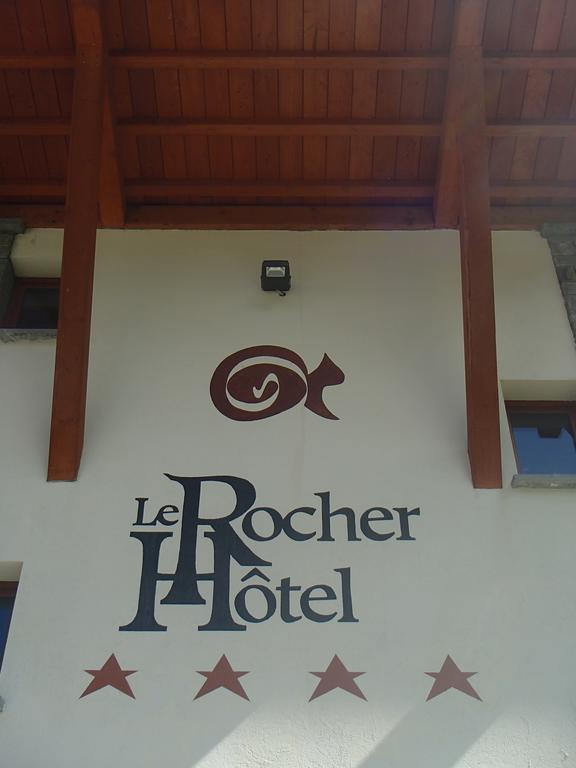 Le Rocher Hotel Champoluc Extérieur photo