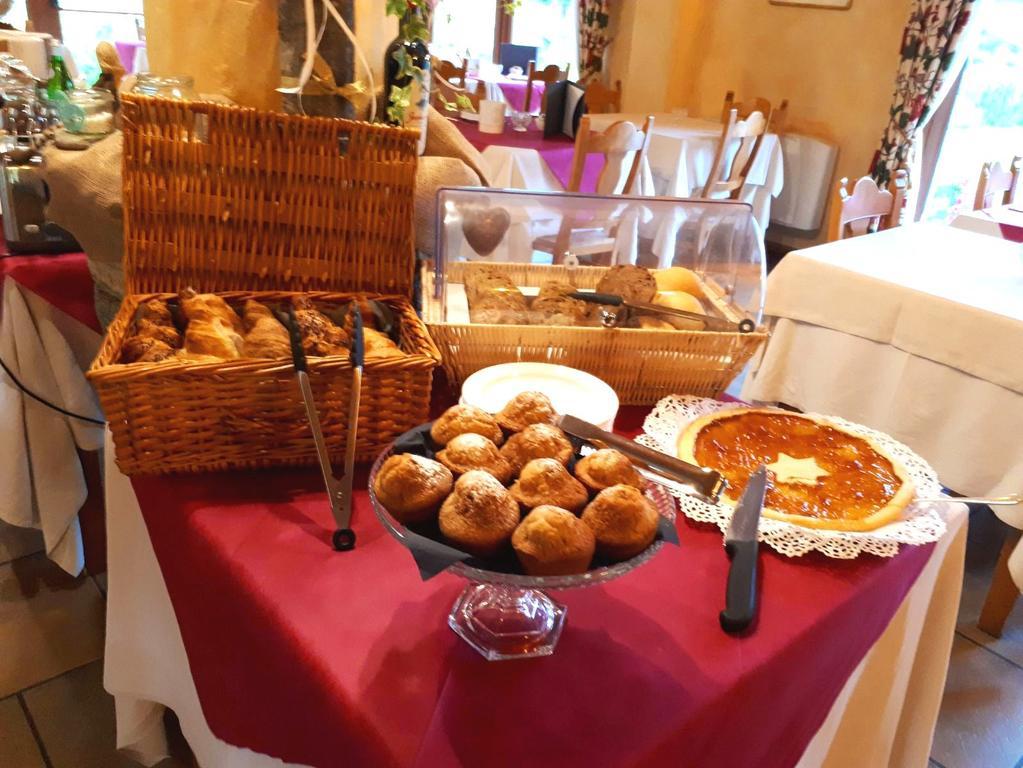 Le Rocher Hotel Champoluc Extérieur photo